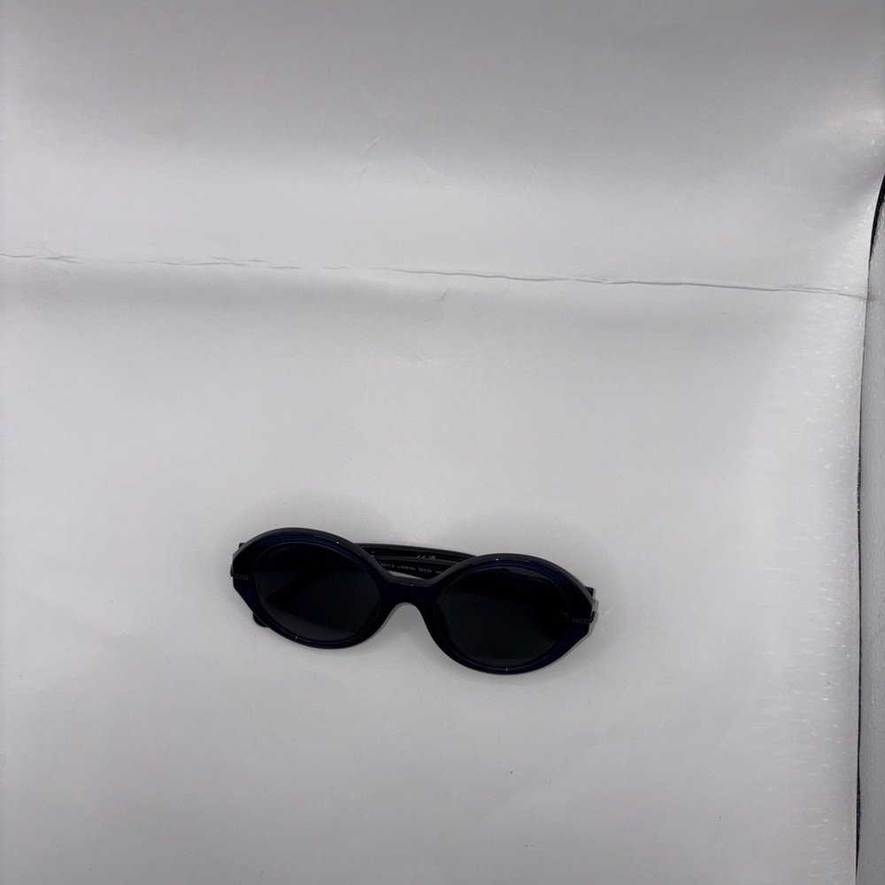 💙SOLD🖤Chanel Navy Blue Sunglasses - Picture 7 of 13